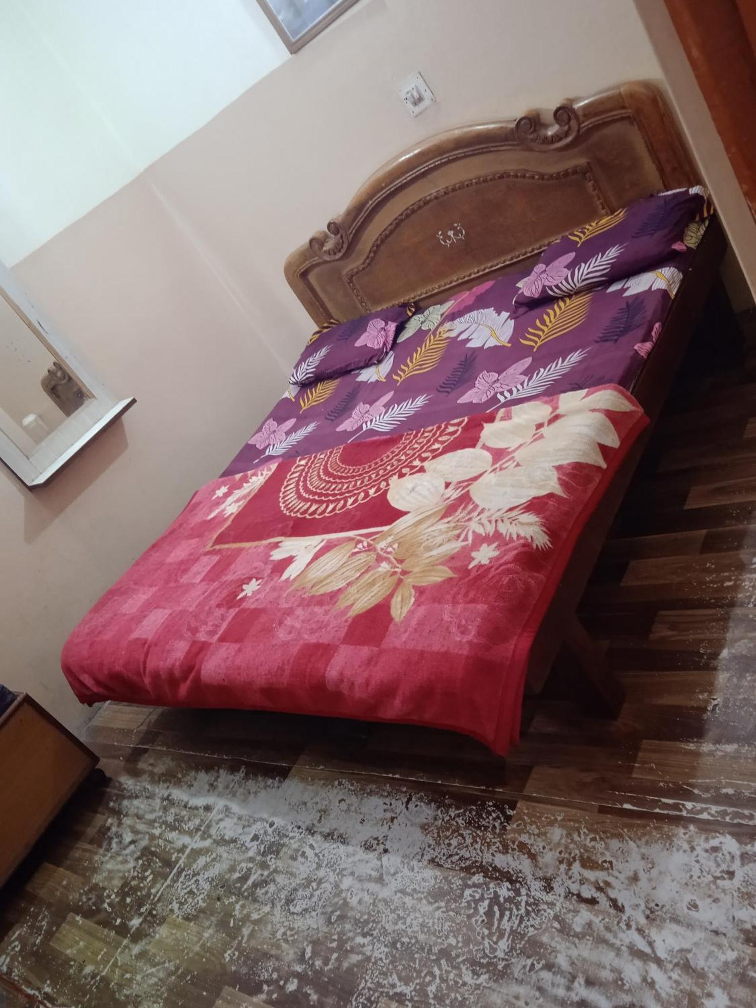 Aman Guest House Katra  Luaran gambar